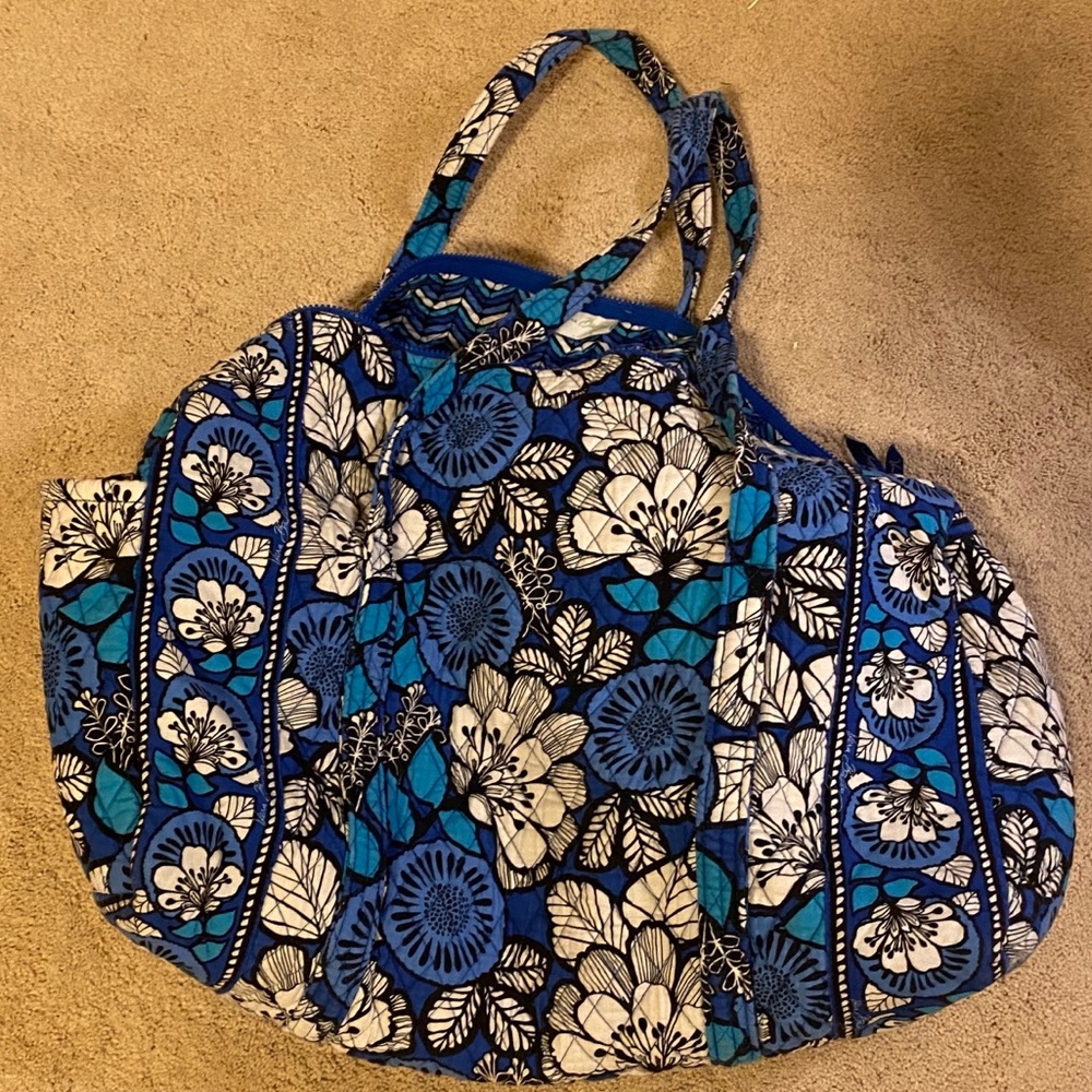 Vera Bradley duffle bag